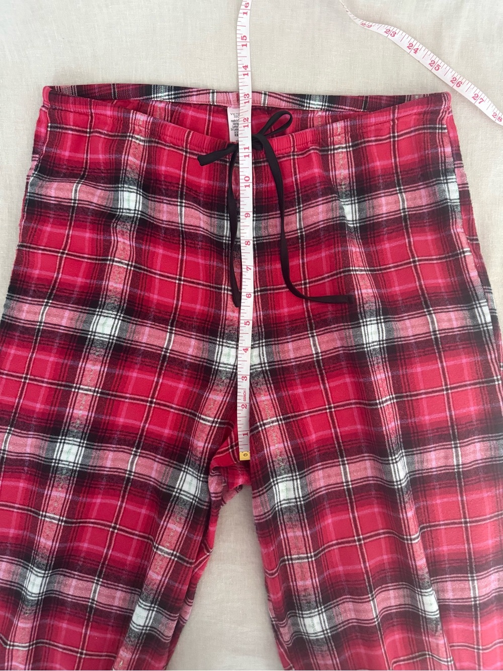 Victoria's Secret Red Black Plaid Pajama Set | Subtle Silver Shimmer Thread - Picture 10 of 14